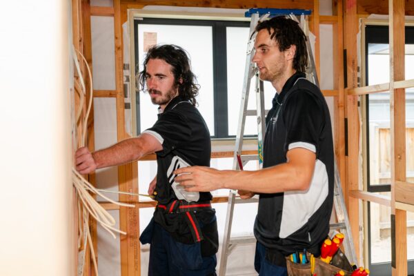 mackay_electrical_services_staff_rangiora_small_163